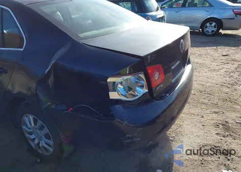 2007 Volkswagen Jetta 2.5 from USA, damaged, VIN 3VWDF71K17M024854